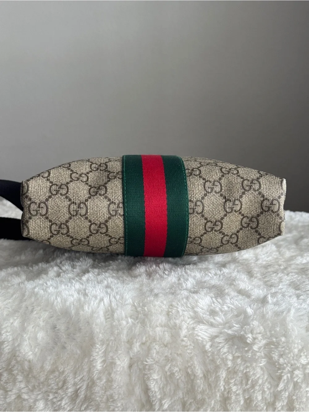Gucci small Beige GG Canvas Messenger Bag with Green & Red Stripe